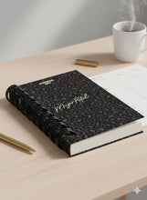 Cargar imagen en el visor de la galería, Agenda 2026 Mujer fatal