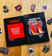 Cargar imagen en el visor de la galería, Agenda 2026 Mujer fatal