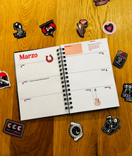 Cargar imagen en el visor de la galería, Agenda 2026 Mujer fatal